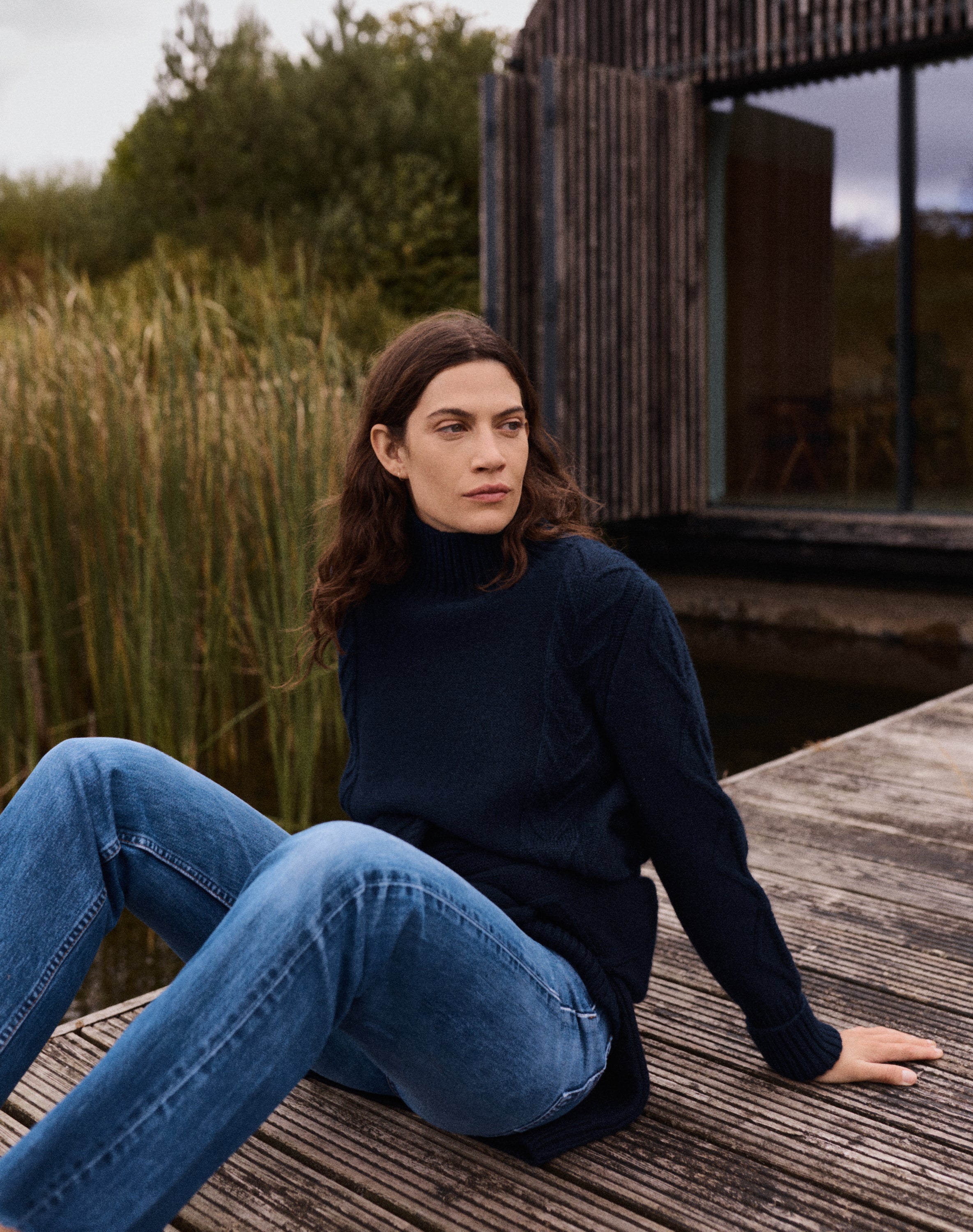 The CHEVIOT 02 - Navy / Archive Sale