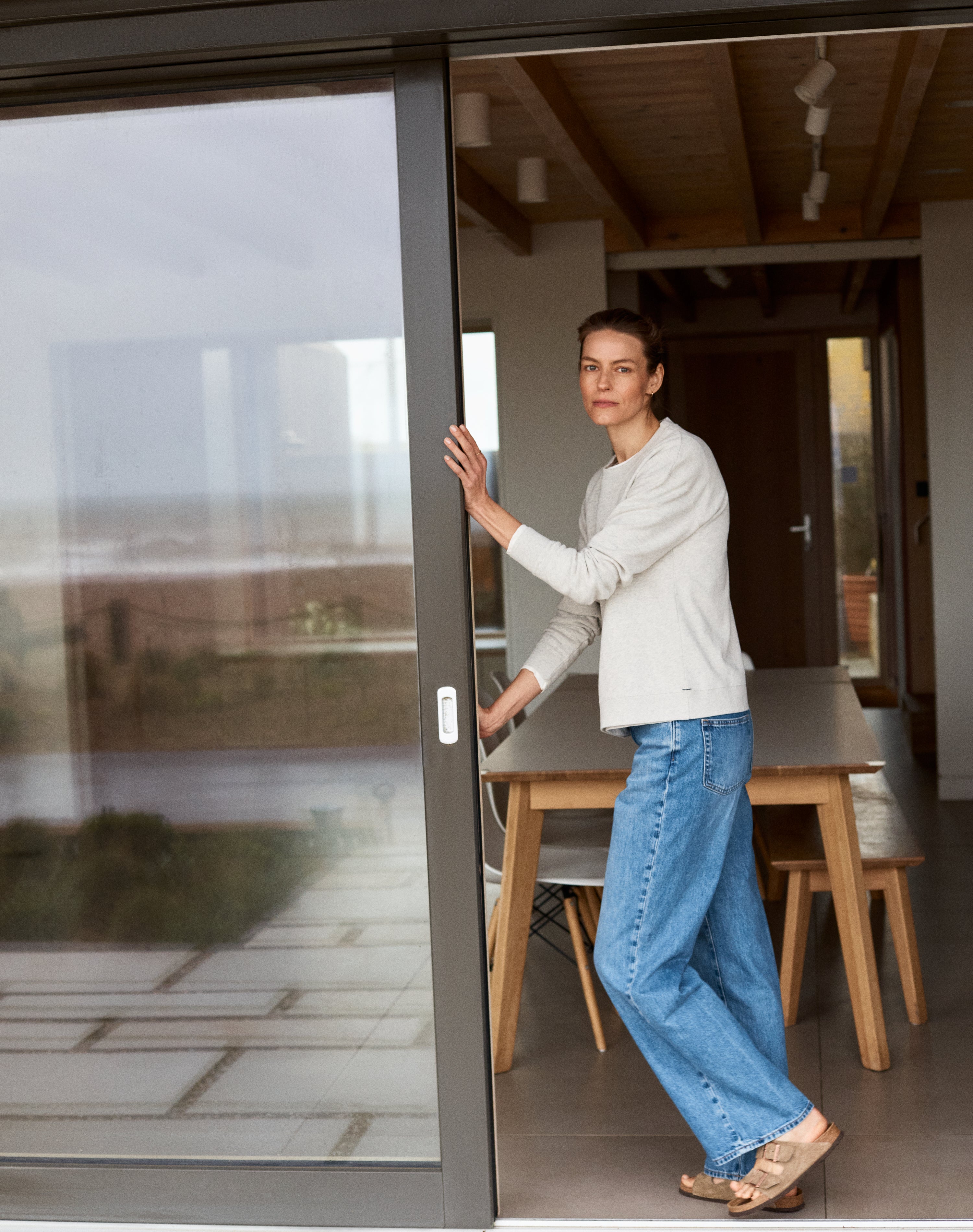 The Lived-In Loopback / Classic-Fit - Stone Grey