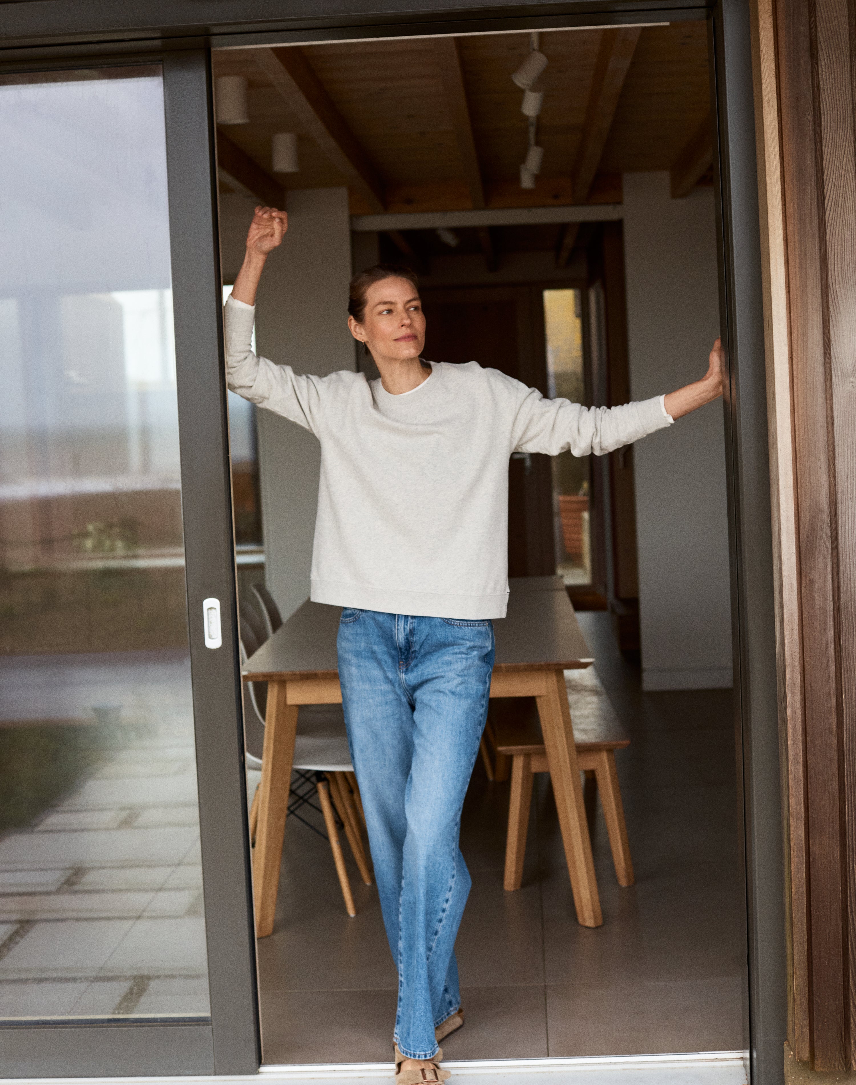 The Lived-In Loopback / Classic-Fit - Stone Grey