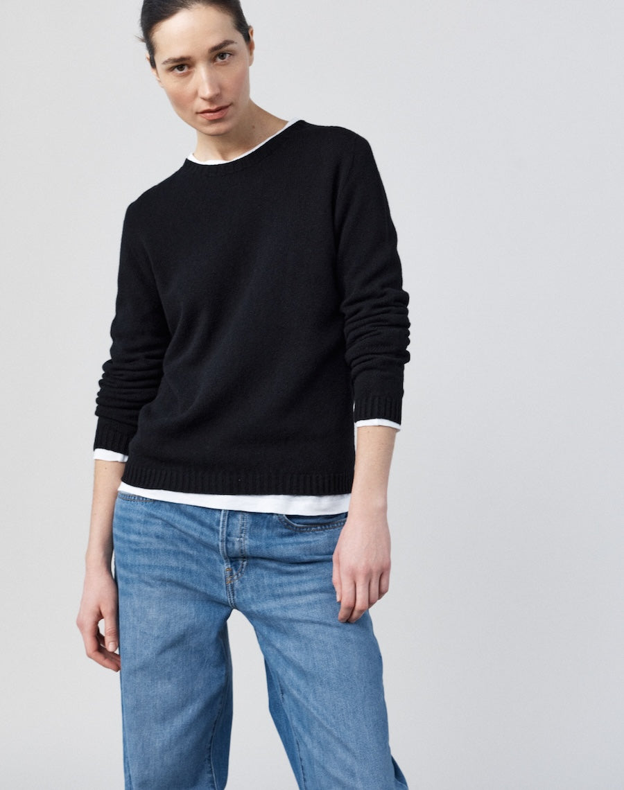 The New Classic Crew - Black