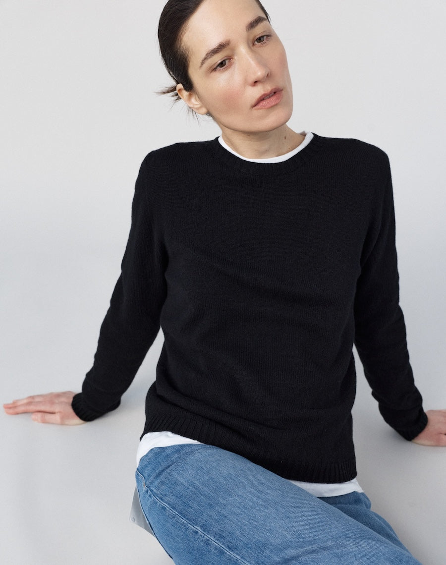 The New Classic Crew - Black