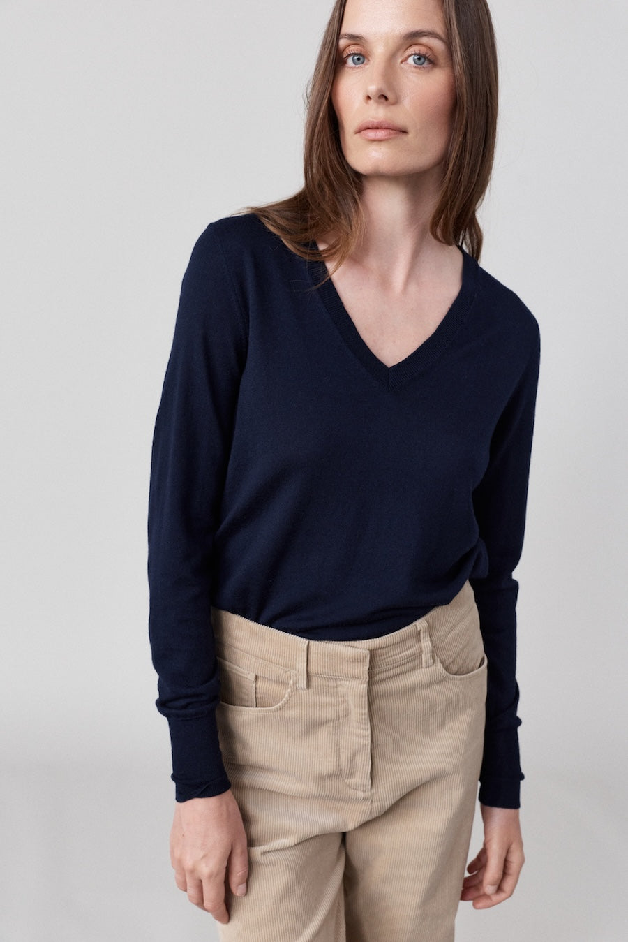 The Extra Fine V - Navy