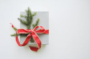 Three steps to sustainably wrapped gifts