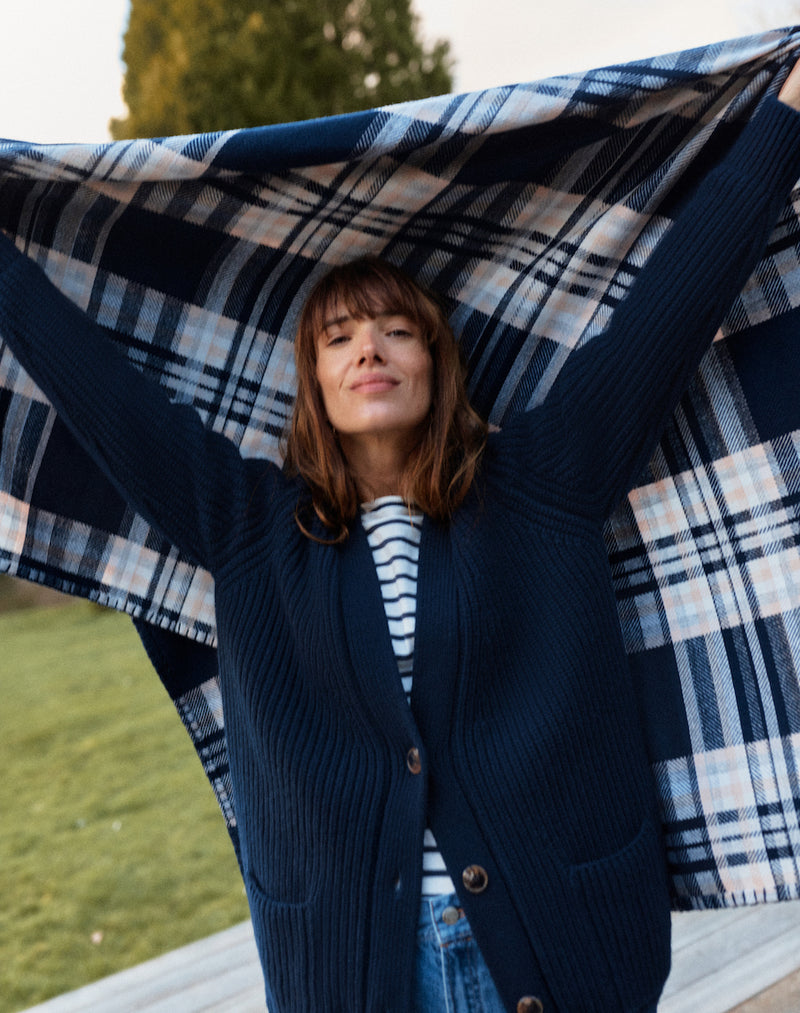 The Heirloom Cardigan - Navy