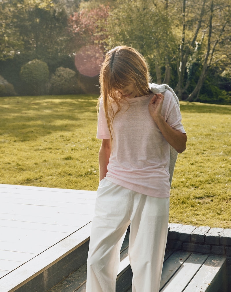The Linen / The Classic Fit Tee - Blush