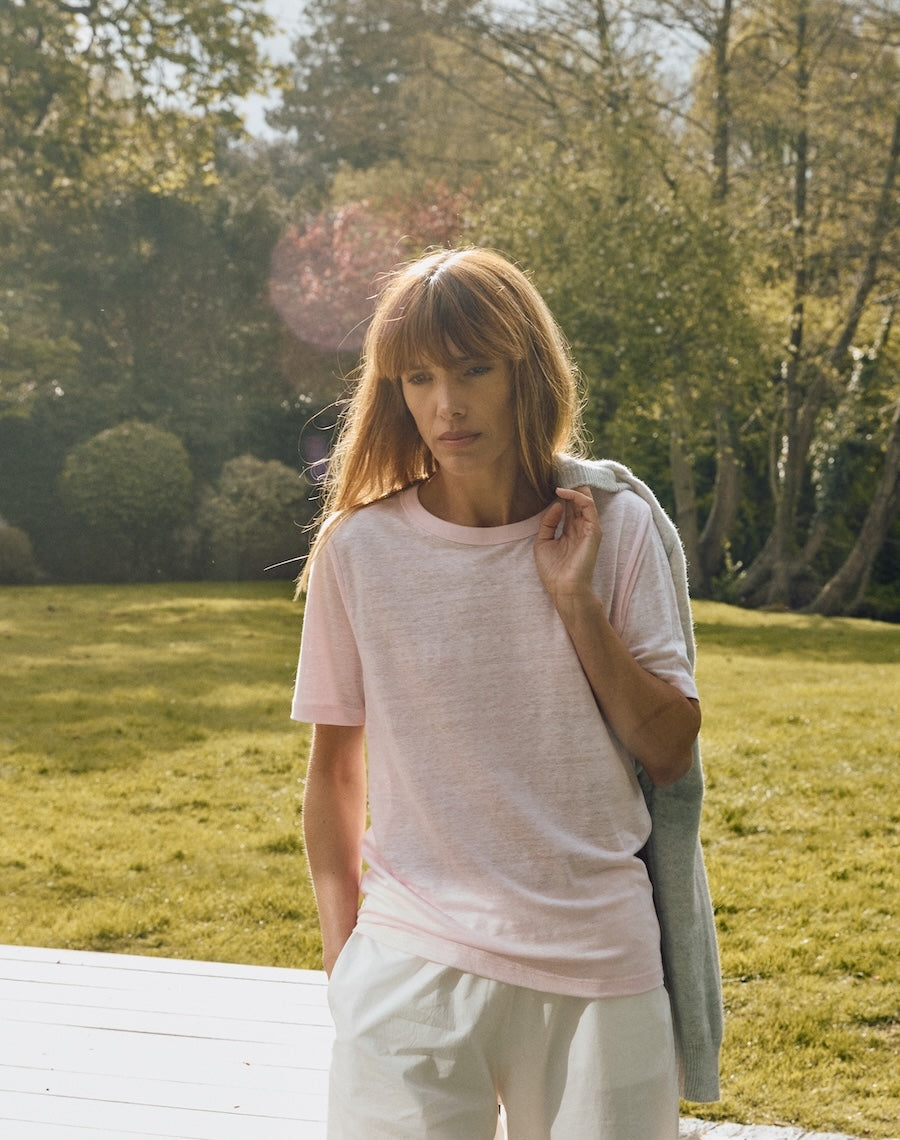 The LINEN / The Classic Fit Tee - Blush