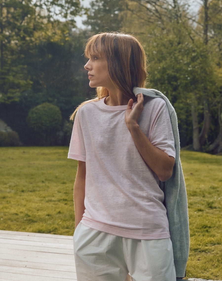 The LINEN / The Classic Fit Tee - Blush