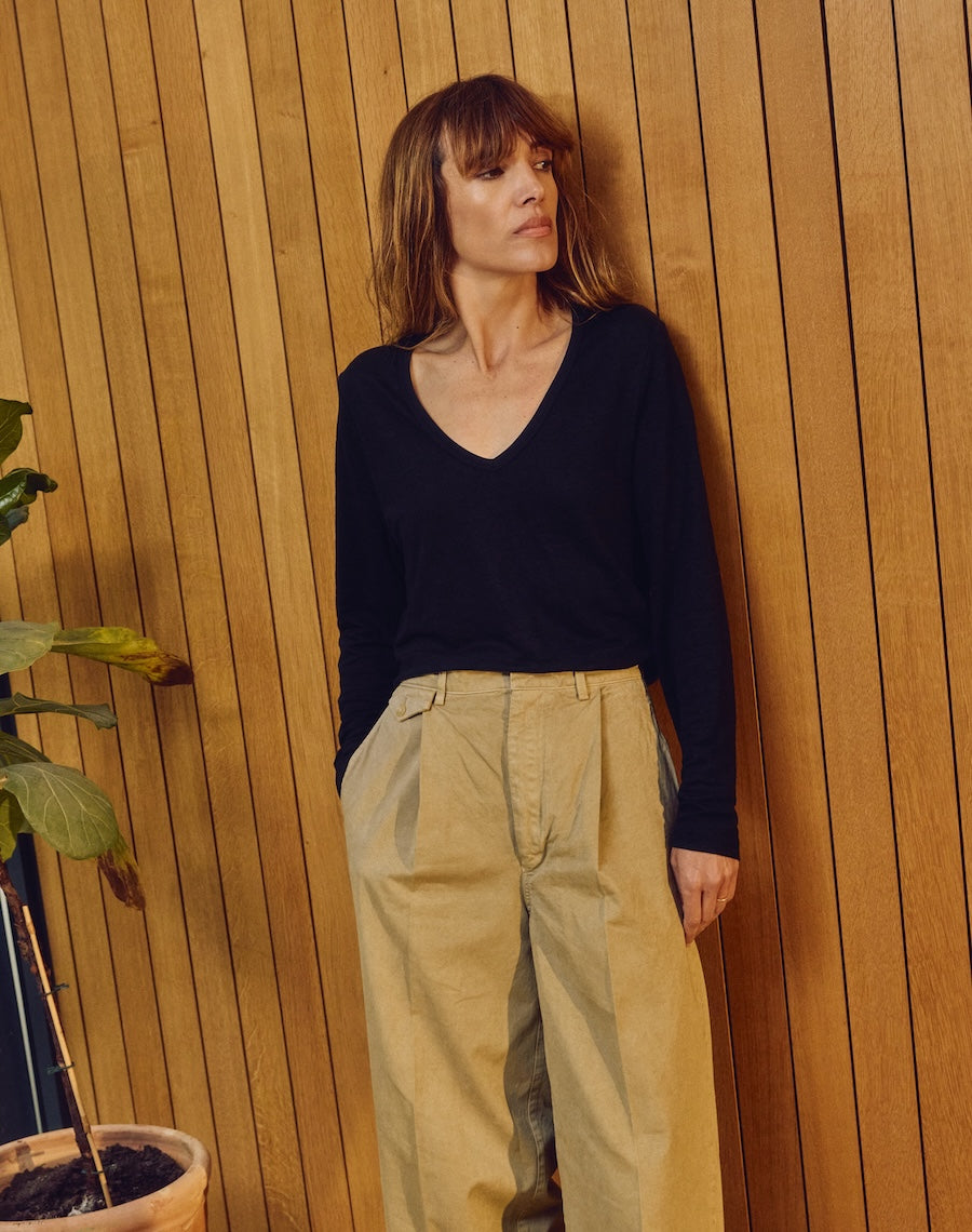 The LINEN / The V - Black