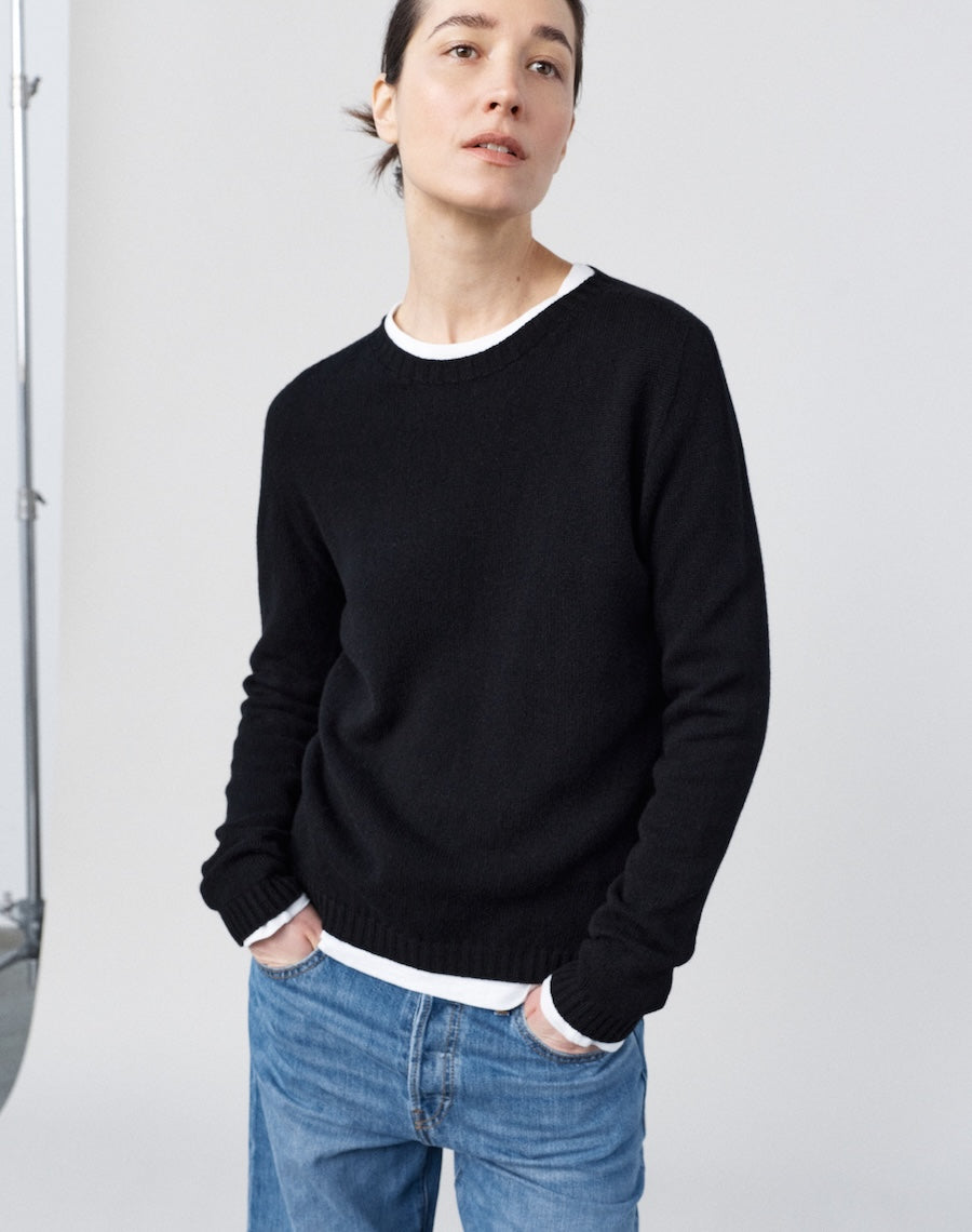 The New Classic Crew - Black