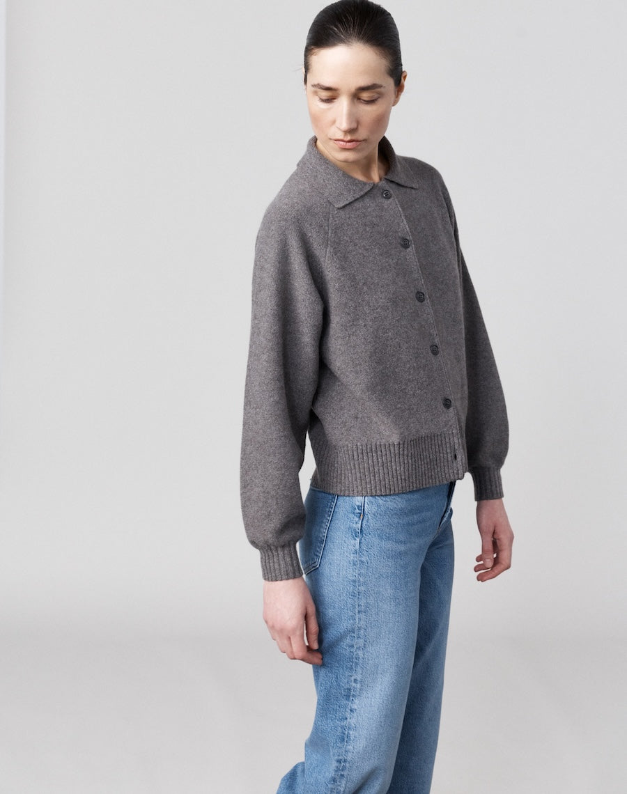 The Gentle Cardigan - Noisette