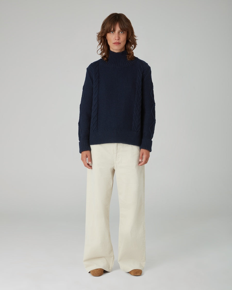 The CHEVIOT 02 - Navy / Archive Sale