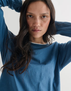 The LAYERED Tee 01 - Ocean Blue + White