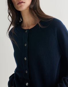 The WEEKEND CARDIGAN - Navy
