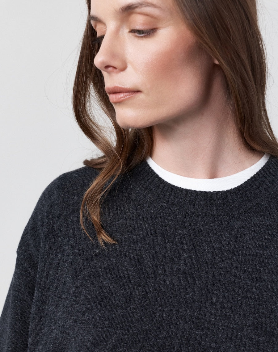 The Weekend Relaxed - Charcoal