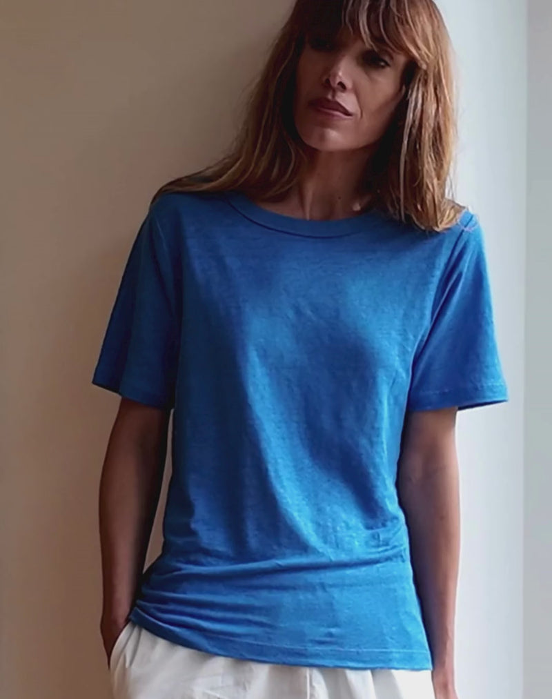 The Linen / The Classic Fit Tee - Harbour Blue